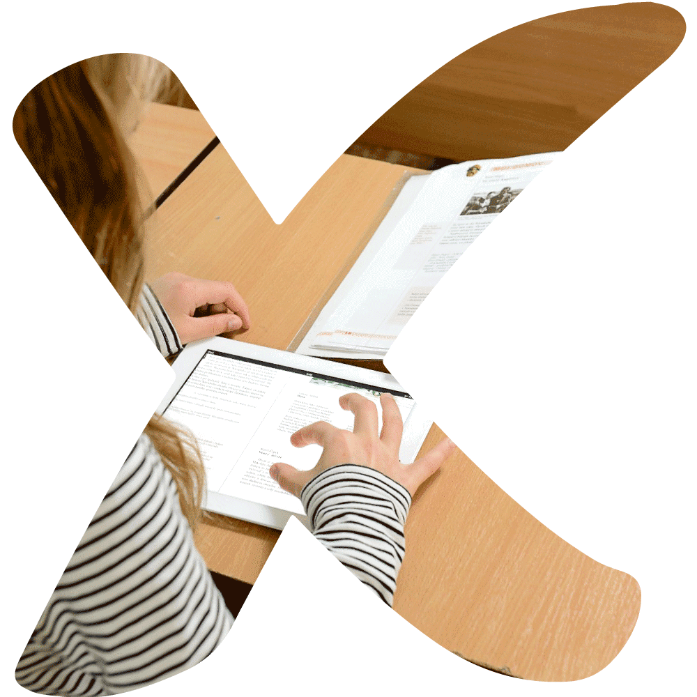 icon XL of K-net partner Flexibooks with a big X and a girl using a book reader in school