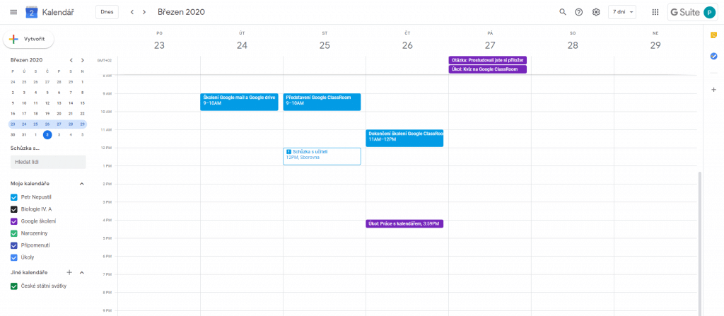 Kalendář s úkoly v Google Classroom.